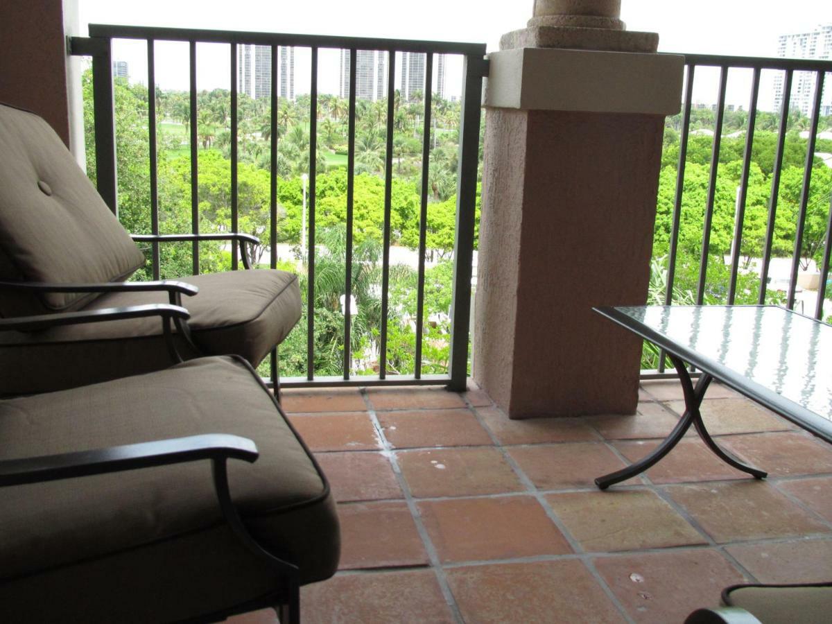 Resort Style In Aventura Florida المظهر الخارجي الصورة